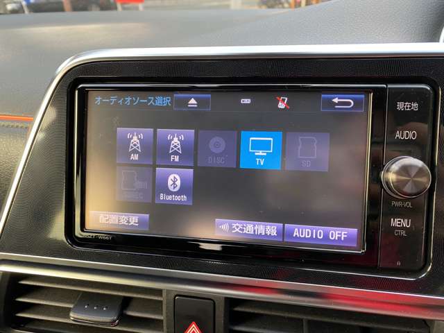 Toyota Sienta 7