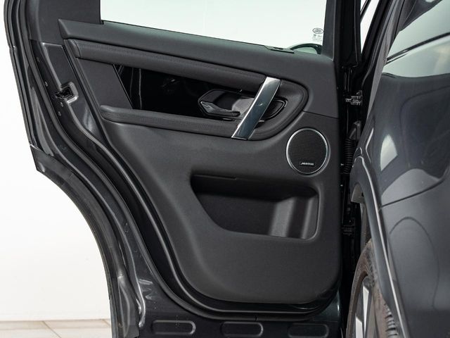 Land Rover Discovery Sport 9