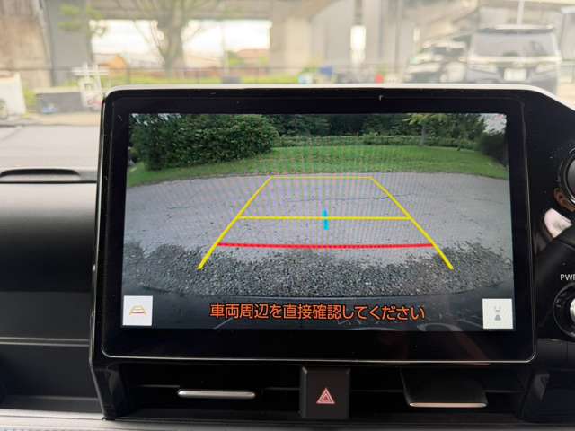 Toyota Voxy 2