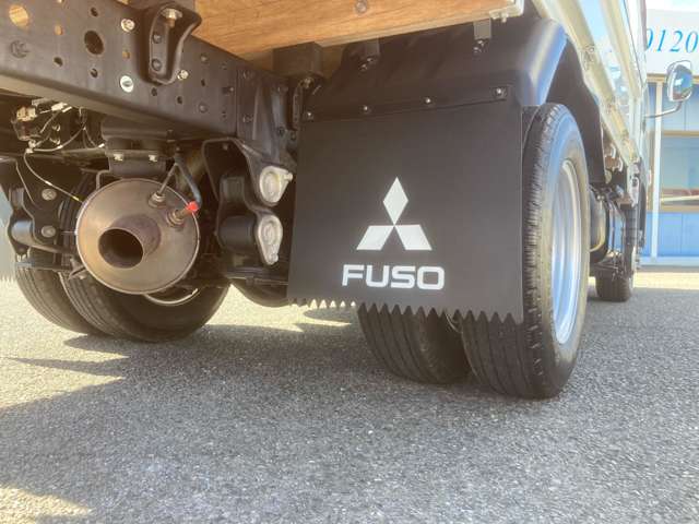 Mitsubishi Fuso Canter 12