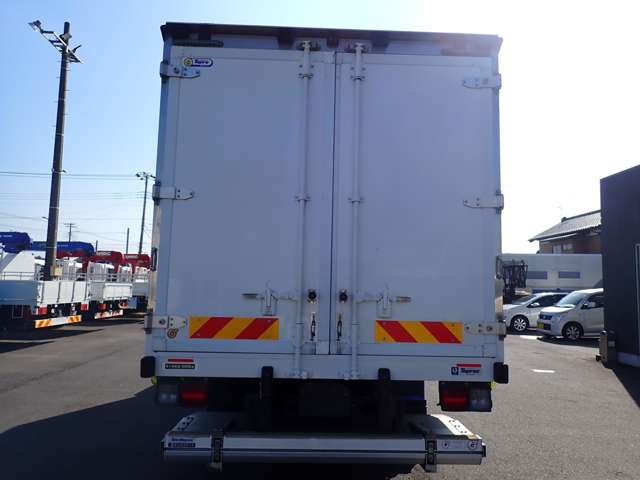 Hino Ranger 9