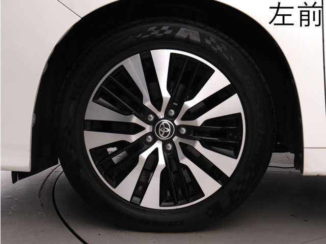 Toyota Alphard 12