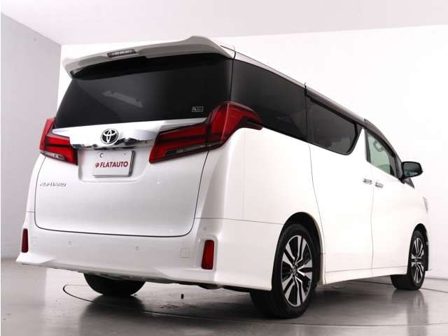 Toyota Alphard 11