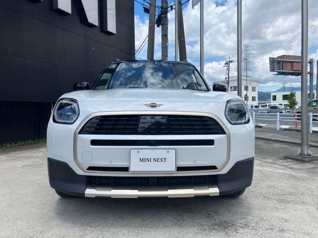 MINI Countryman 8