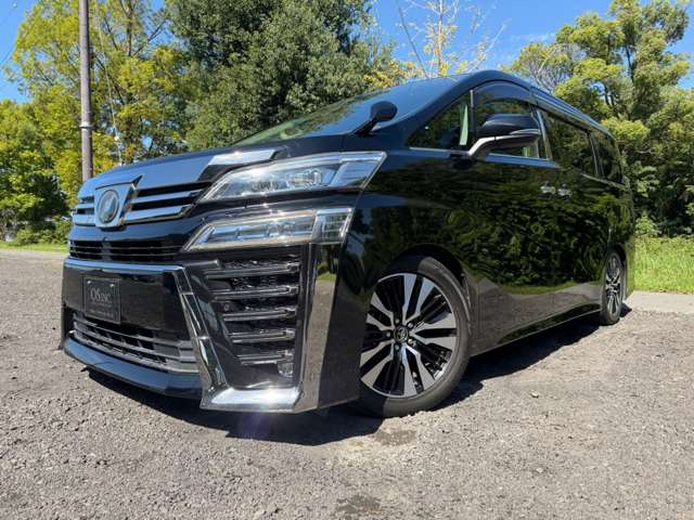 Toyota Vellfire 10