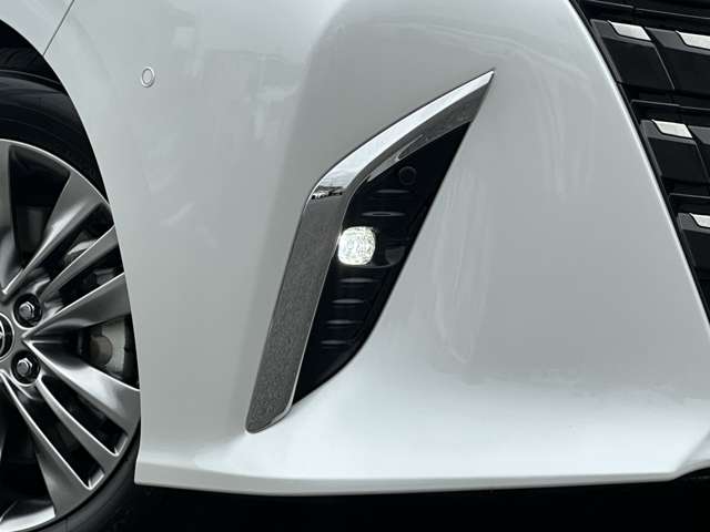 Toyota Alphard 10