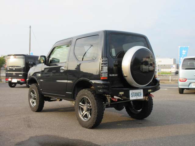 Suzuki Jimny 8