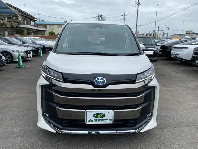 Toyota Noah 2
