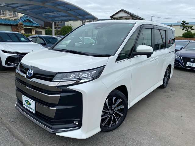 Toyota Noah 7