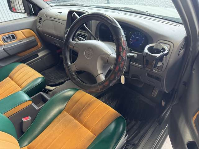 Nissan Datsun 5