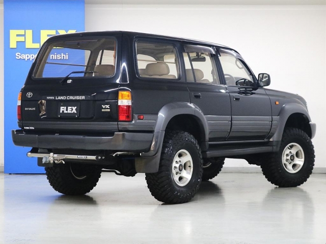 Toyota Land Cruiser 80 9