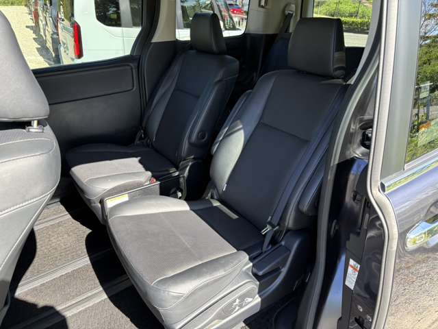 Toyota Esquire 12