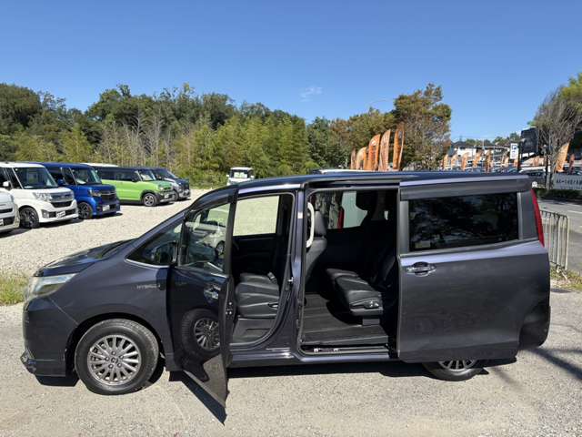 Toyota Esquire 9
