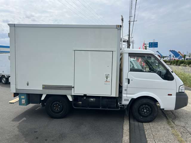 Mazda Bongo Truck 6