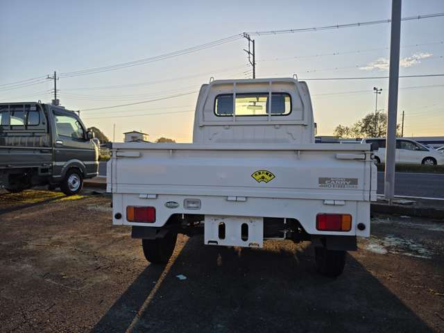 Suzuki Carry 3