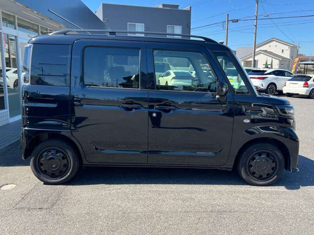 Suzuki Spacia Base 8
