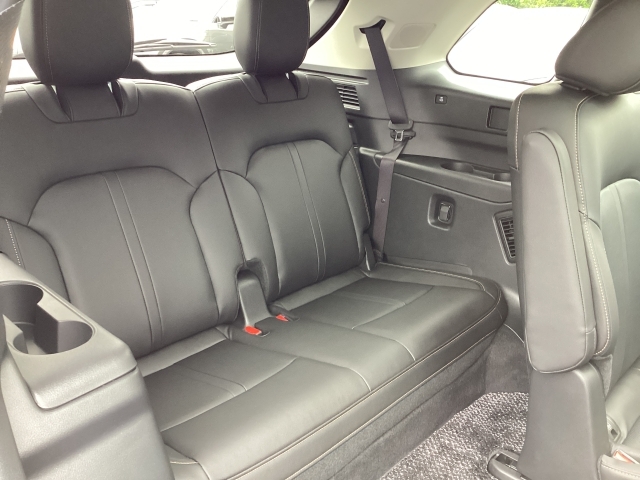 Mazda CX-80 11