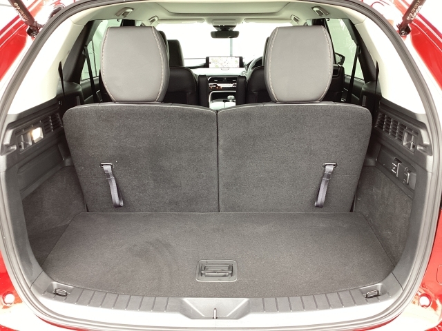 Mazda CX-80 12