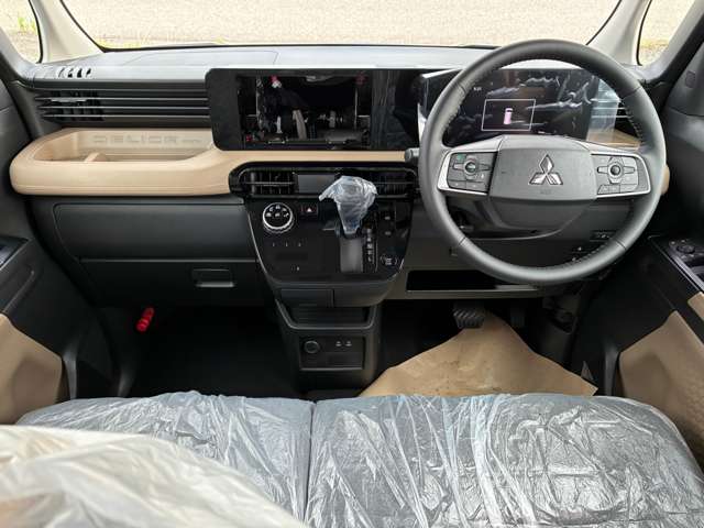 Mitsubishi Delica Mini 7