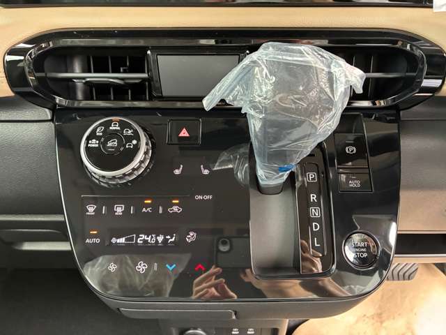 Mitsubishi Delica Mini 8
