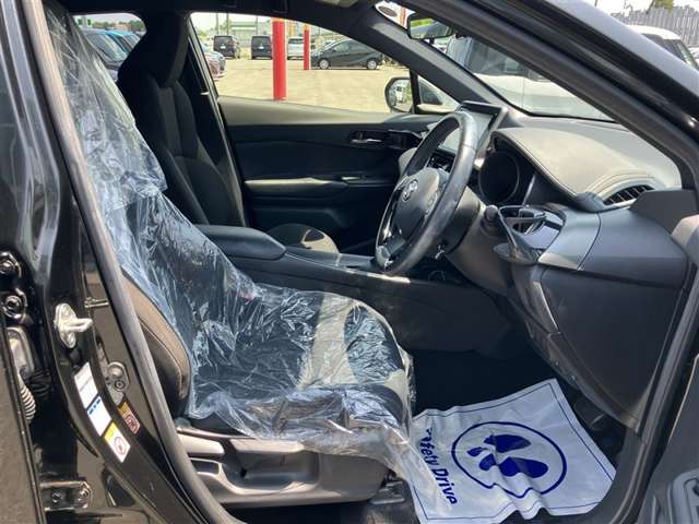 Toyota C-HR 12