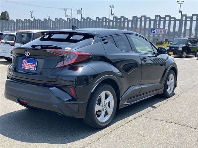 Toyota C-HR 5