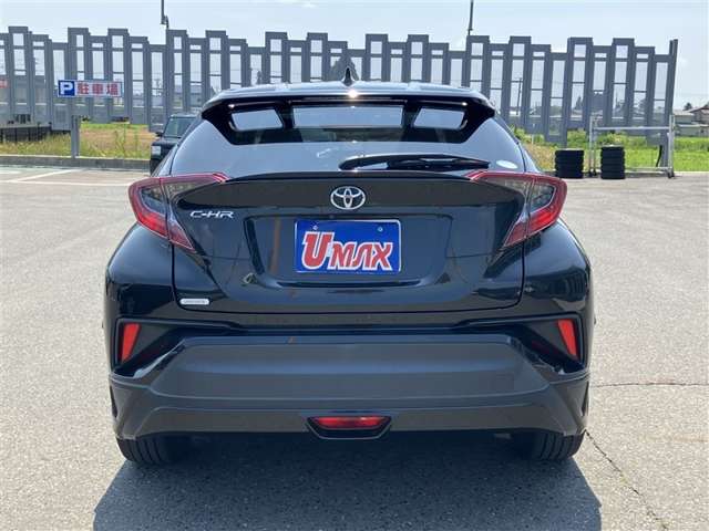 Toyota C-HR 6