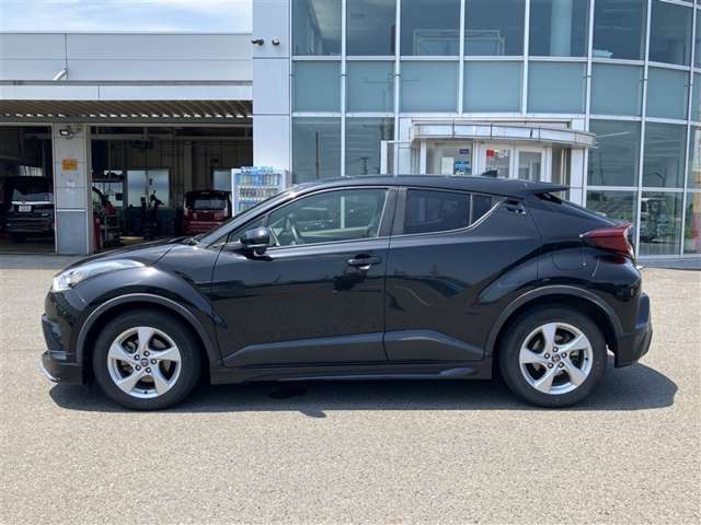 Toyota C-HR 8