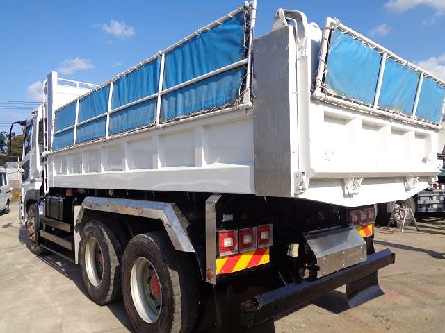 UD Trucks Quon 3