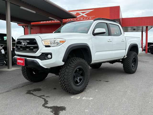 Toyota Tacoma 4