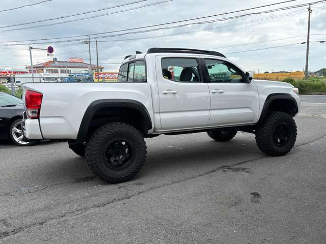 Toyota Tacoma 9