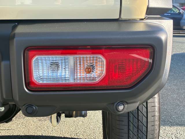 Suzuki Jimny Sierra 12