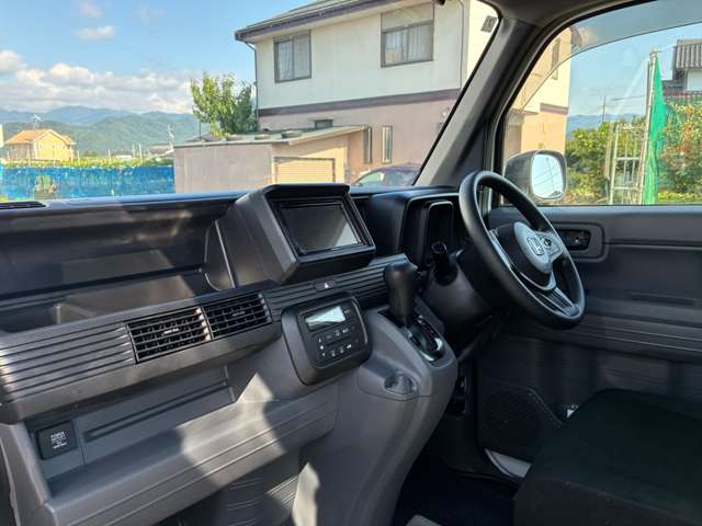 Honda N-VAN 12