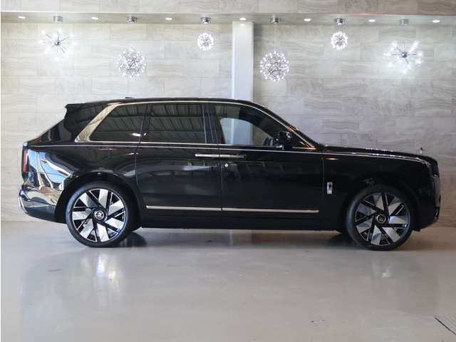 Rolls-Royce カリナン 8