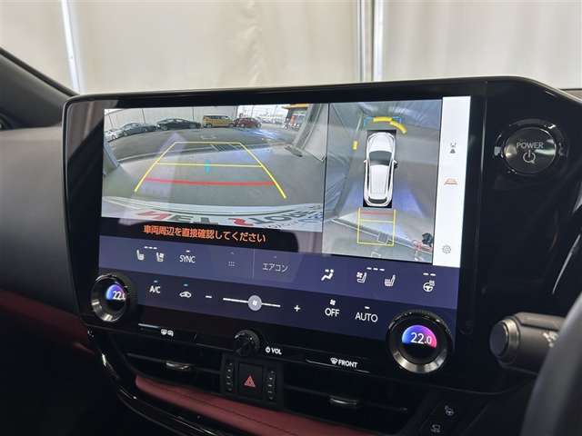 Lexus NX 11