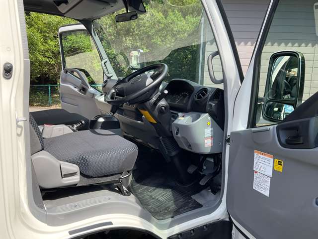 Hino Dutro 2