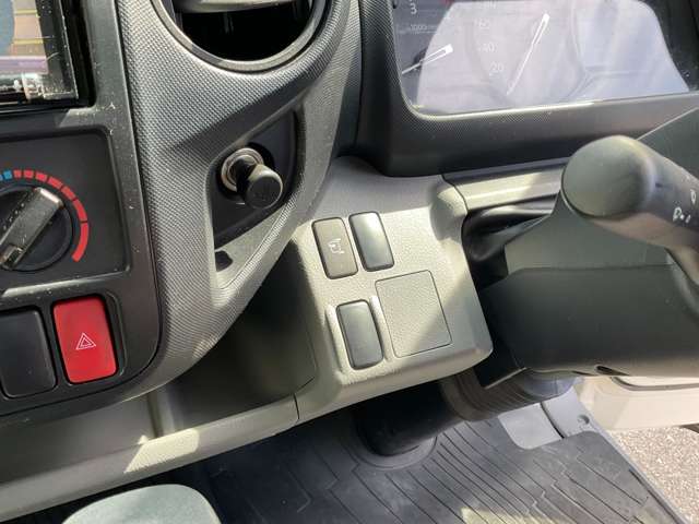 Hino Dutro 6