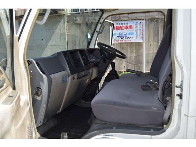 Isuzu Elf 6
