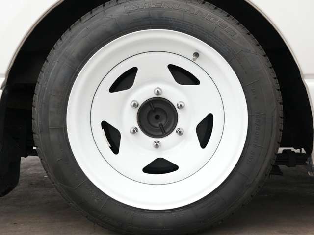 Toyota Hiace Van 6