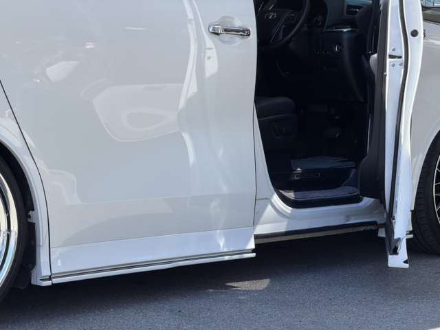 Toyota Alphard 9