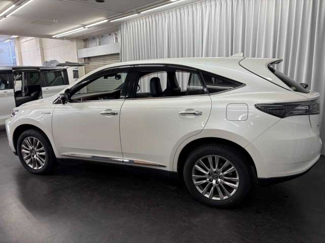 Toyota Harrier 12