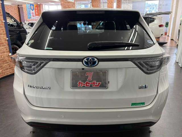 Toyota Harrier 10