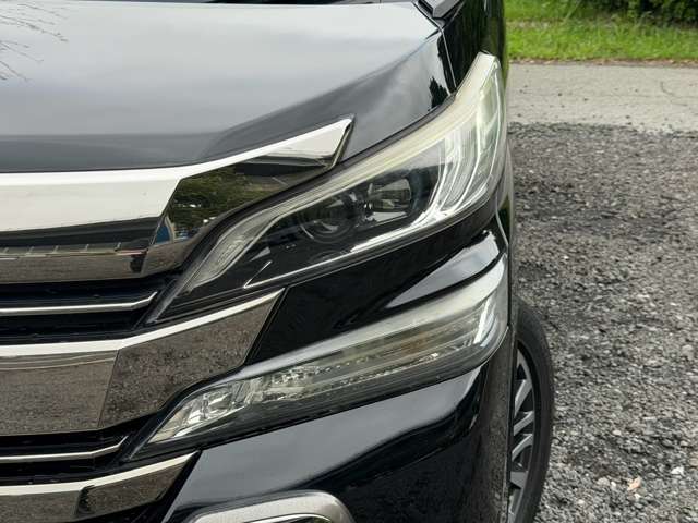 Toyota Vellfire 7
