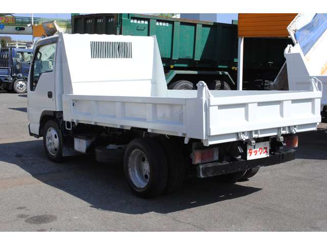 Isuzu Elf 10
