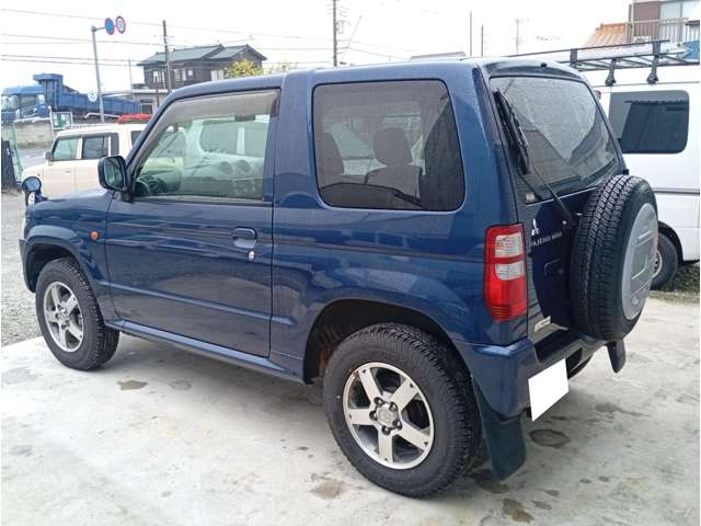 Mitsubishi Pajero Mini 4