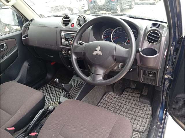 Mitsubishi Pajero Mini 8