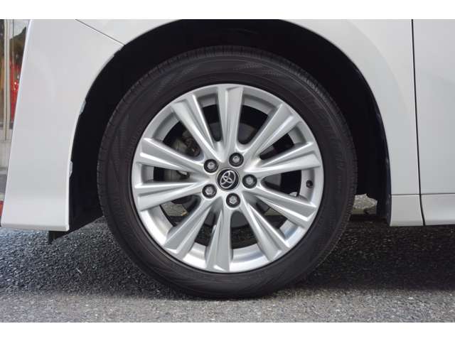 Toyota Vellfire 11