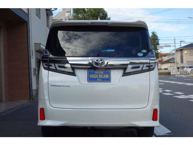 Toyota Vellfire 7