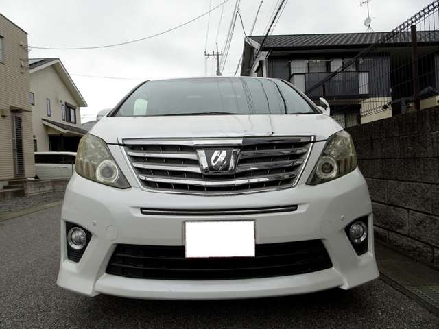 Toyota Alphard 6
