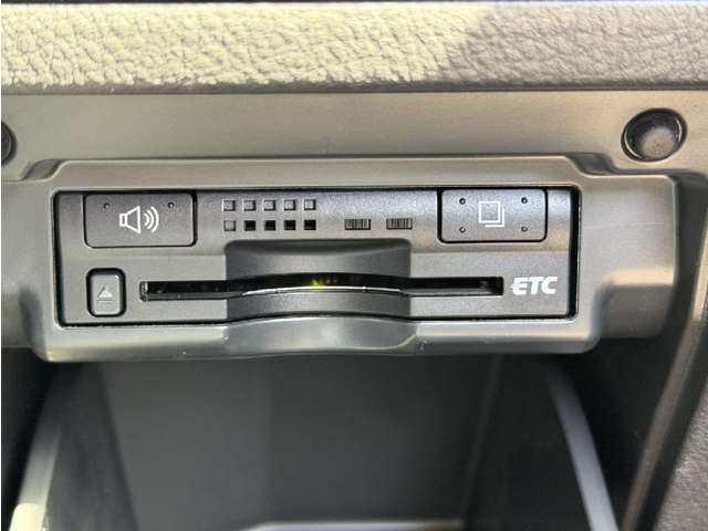 Toyota Vellfire 11